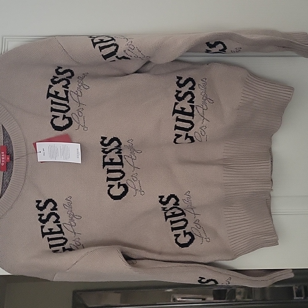 Guess beige sweater